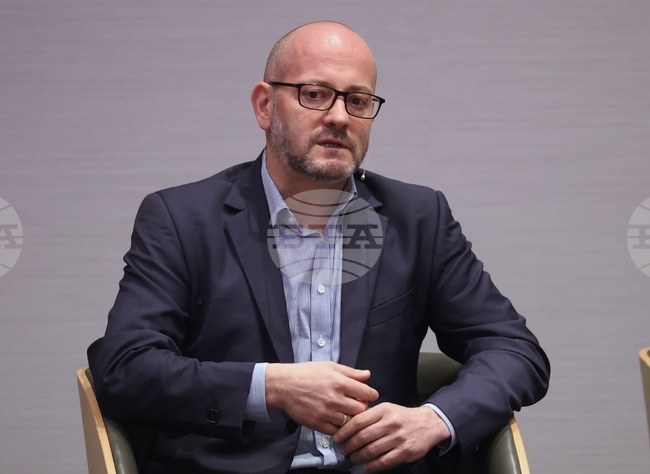 Rising Bulgarian Public Debt Not Used for Investments, Says MEP Radan Kanev 