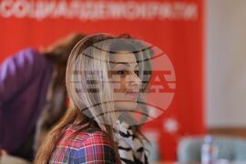 Дискусия - „Погледни отвъд страха: Заедно срещу насилието“