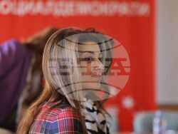 Дискусия - „Погледни отвъд страха: Заедно срещу насилието“