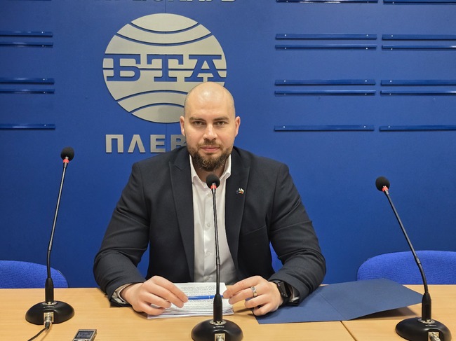 Пресконференция на председателя на Общинския съвет в Плевен доц. д-р Иван Малкодански