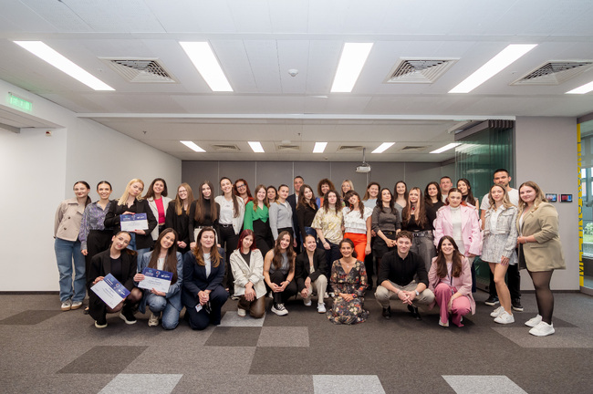 Студенти от Нов български университет разработиха комуникационни стратегии за финалистите от десетото издание на Vivacom Регионален грант