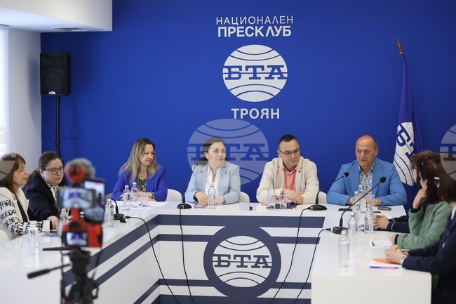 Политиките на сближаване в ЕС бяха във фокуса на дискусия на местната конференция „Европа на Балканите: Заедно чрез знание“ в Троян (Обобщение)