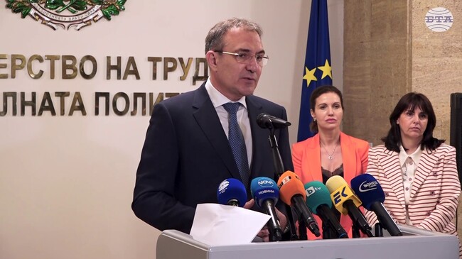 Амбицията ни е да не изгубим нито един лев по Плана за възстановяване и устойчивост, каза министър Гуцанов