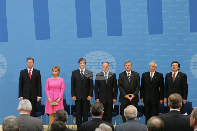 April 25, 2005: Bulgaria Signs the Treaty of Accession to the European Union in Luxembourg