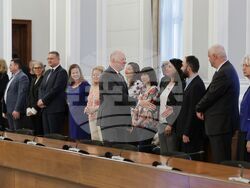 Министерски съвет - електрически влакове - подписване