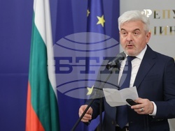 Министерски съвет - електрически влакове - подписване