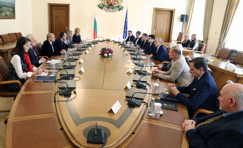 Министерски съвет: Премиерът Гълъб Донев проведе среща с работодателските организации