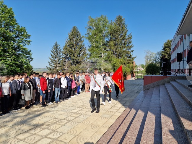 Националната професионална техническа гимназия „Шандор Петьофи“ в Разград отбеляза патронния си празник