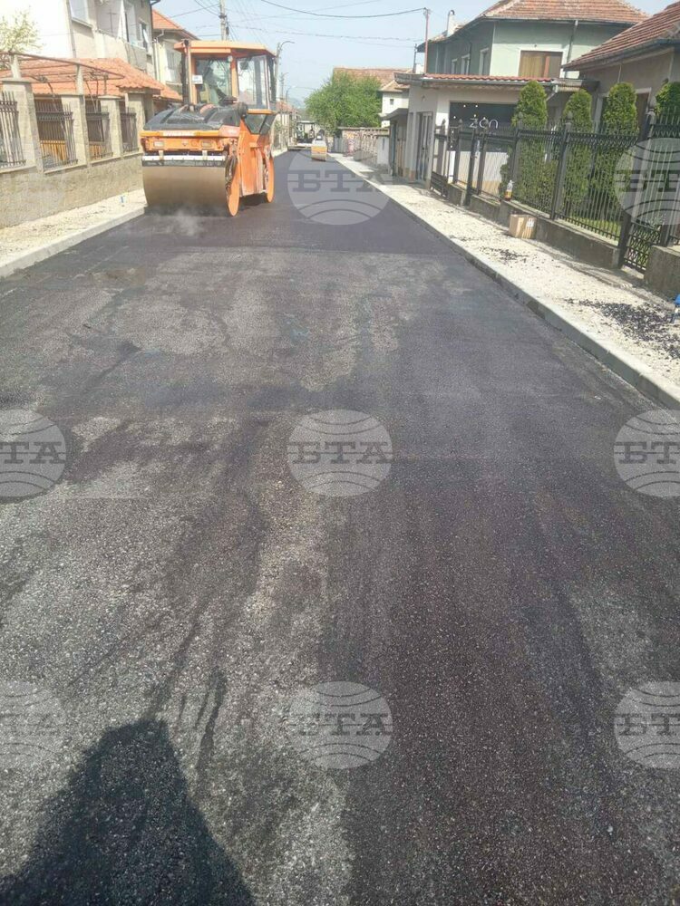 Община Берковица започна работа по своята строителна програма, фокусирана върху засегнати от пороите улици