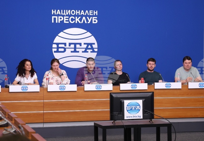 Национален пресклуб на БТА София - бивше ръководство на Българската федерация по борба - пресконференция