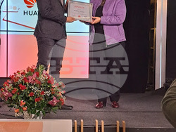 Снимка: Русенски университет „Ангел Кънчев“ - Шестима студенти на Русенския университет бяха отличени от технологичния гигант Хуауей на специална церемония в столицата. 