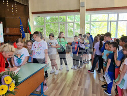 Свищов - литература - Катя Антонова - среща с ученици