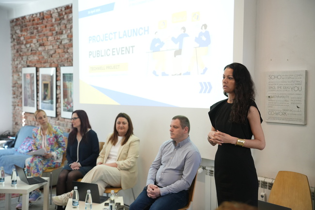 Започна проектът "Дигитално благополучие", финансиран по програмата "Еразъм+"