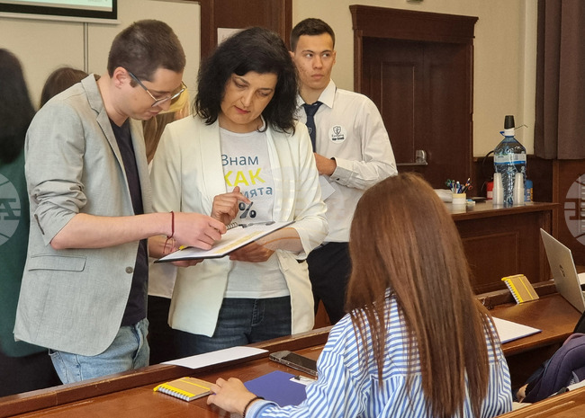 Варна - състезание - ученици