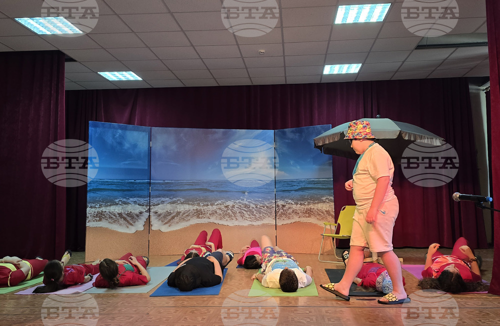 Добрич - Стефан Цанев - ученици - пиеса