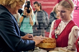 Бургас - посланик на Австрия -  „Климат и аз“ (Klima & Ich) - изложба