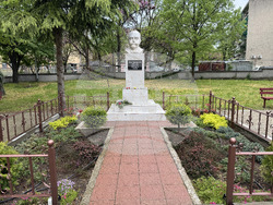 Казанлък - 100 години - ПГ „Иван Хаджиенов“