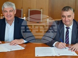 УНСС и КНСБ подписаха нов договор за обучение на синдикални активисти в магистърската програма „Синдикализъм и синдикални политики“