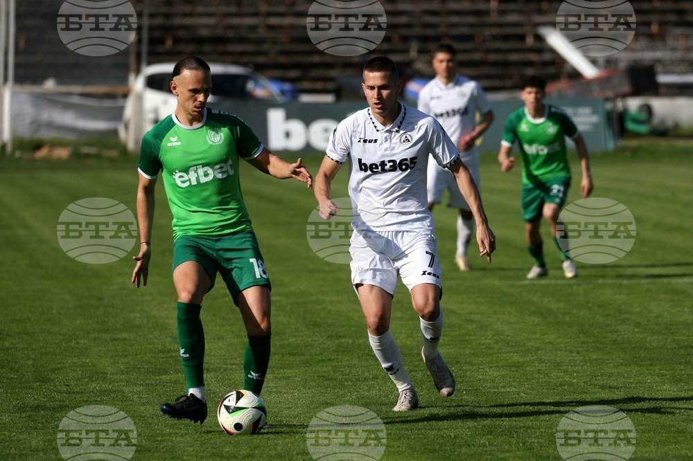 Футбол - „Славия“ - „Хебър“