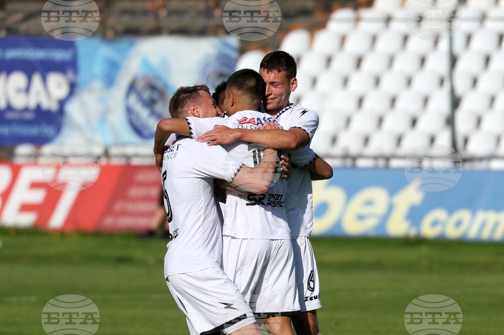 Футбол - „Славия“ - „Хебър“