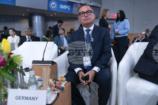 Германските златни резерви, съхранявани в САЩ, са в безопасност, каза германският централен банкер 