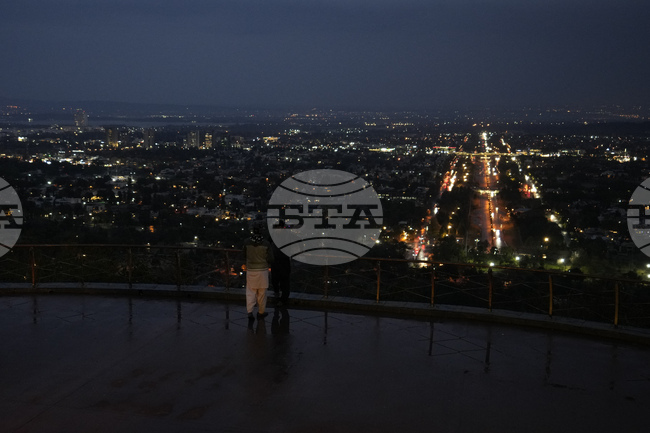 Иранска делегация ще пристигне тази вечер в Исламабад за преговори, обяви иранският посланик в Пакистан