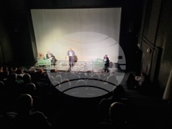 Книгата "Българските разломи" на проф. Георги Каприев беше представена в театър "Сфумато". Снимка: Димитрина Ветова/БТА