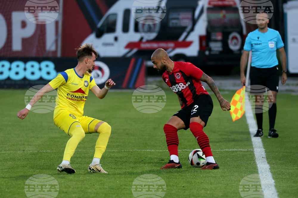 Футбол - „Локомотив“ - „Крумовград“