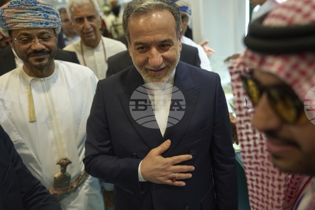 ИРНА: Иран подготвя отговор на американските предложения, заяви външният министър Арагчи