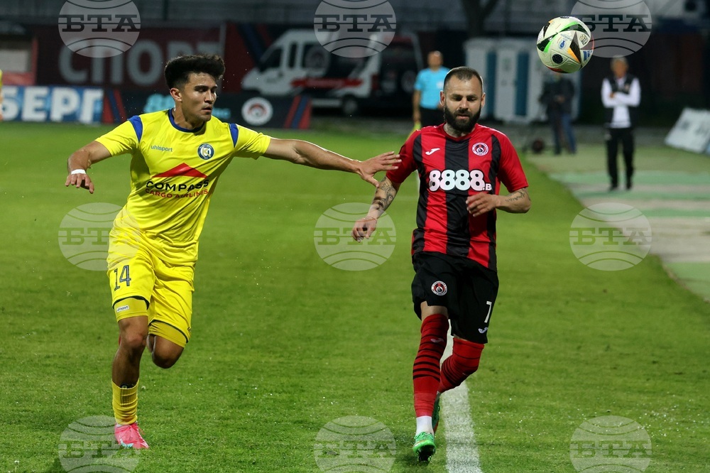 Футбол - „Локомотив“ - „Крумовград“