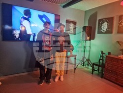 Откриване на изложбата „Моите стъпки стоят по пясъка“. Снимка: Ваня Сухарова/БТА