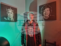 Откриване на изложбата „Моите стъпки стоят по пясъка“. На снимката: Марин-Мичо Вардолов. Снимка: Ваня Сухарова/БТА