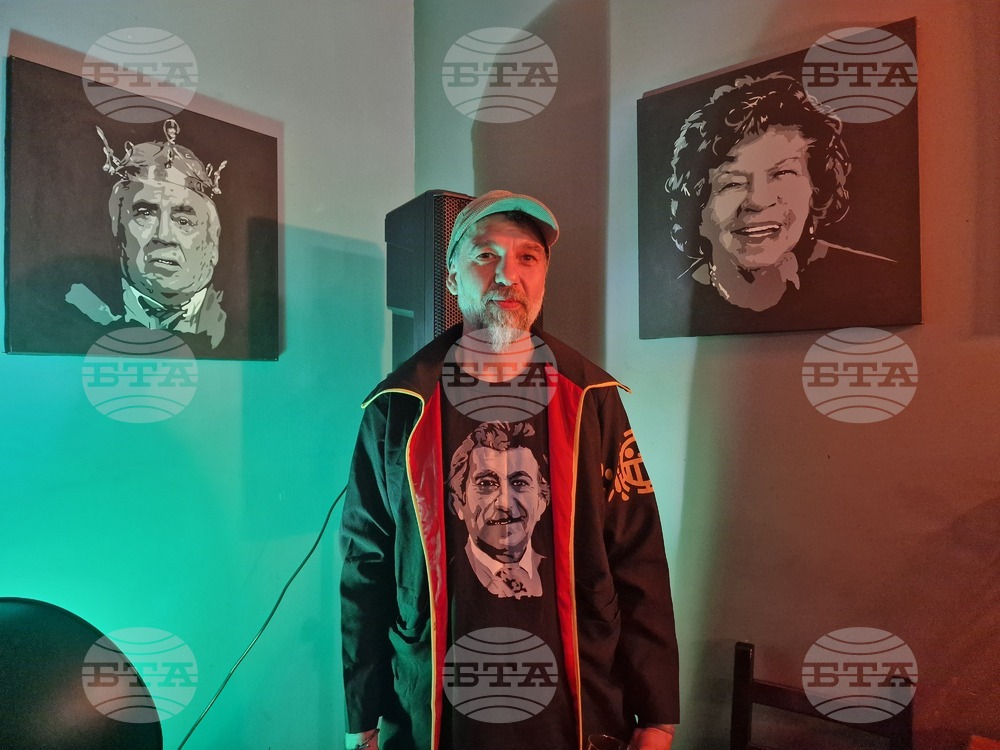 Нямаме право да забравим великите си актьори, каза пред БТА художникът Марин-Мичо Вардолов