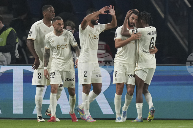 Ница отбеляза три гола на Оксер в Лига 1