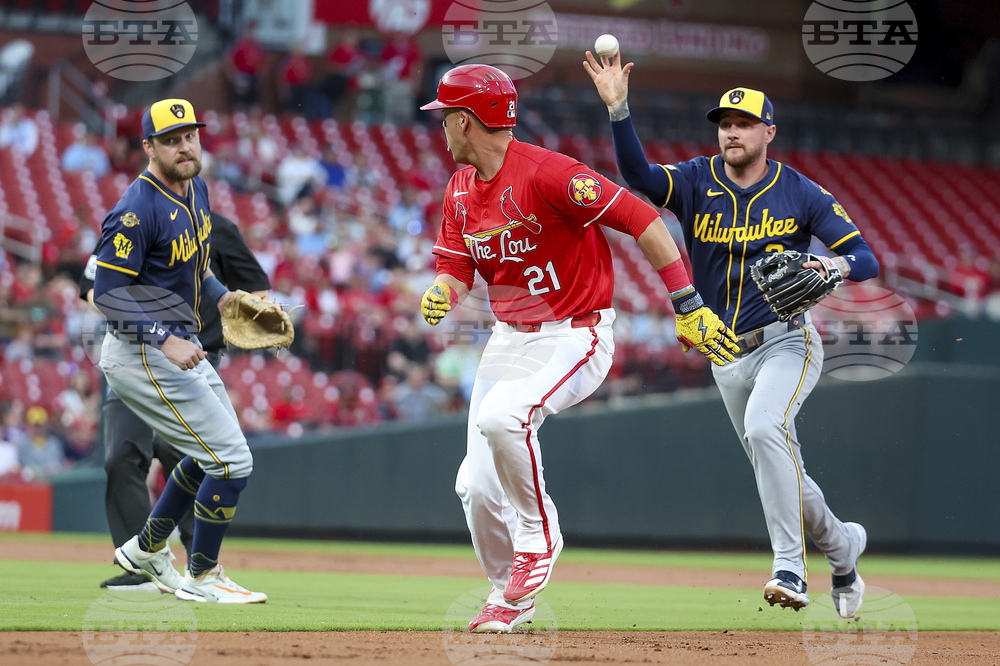 Brewers Cardinals Baseball