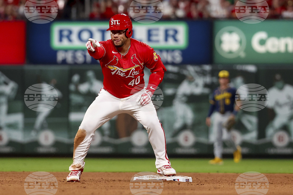 Brewers Cardinals Baseball