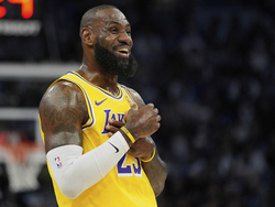 Lakers Timberwolves Basketball