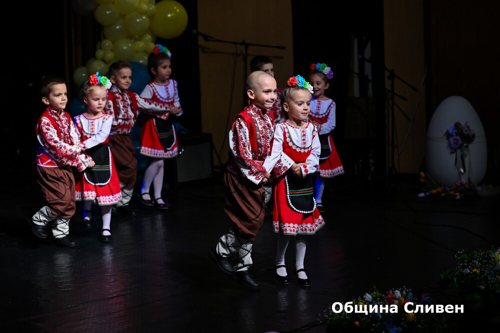 Благотворителен пасхален концерт, организиран от митрополията, подкрепи талантливи деца от Сливен