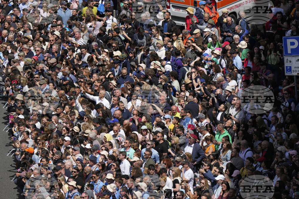 Хиляди хора се включиха в демонстрации в цяла Италия по повод Международния ден на труда, приключил с голям концерт в Рим