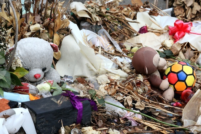 Сърбия - Нови Сад - памет за 16-те жертви