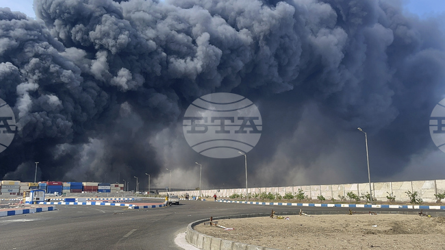 25 са вече загиналите и над 1000 са ранените в мощната експлозия, разтърсила вчера иранското пристанище „Шахид Раджаи“