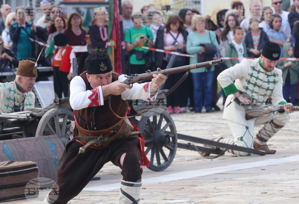 Панагюрище - мемориален комплекс „Априлци“ - историческа възстановка