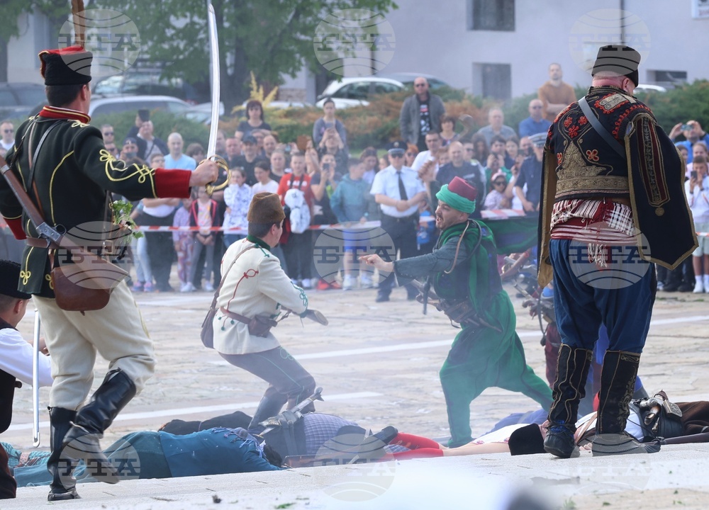 Панагюрище - мемориален комплекс „Априлци“ - историческа възстановка