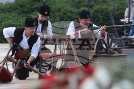 Панагюрище - мемориален комплекс „Априлци“ - историческа възстановка