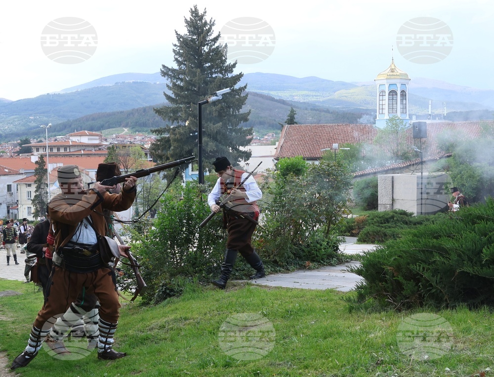 Панагюрище - мемориален комплекс „Априлци“ - историческа възстановка