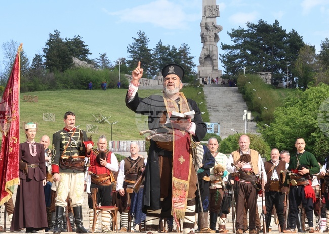 Панагюрище - мемориален комплекс „Априлци“ - историческа възстановка