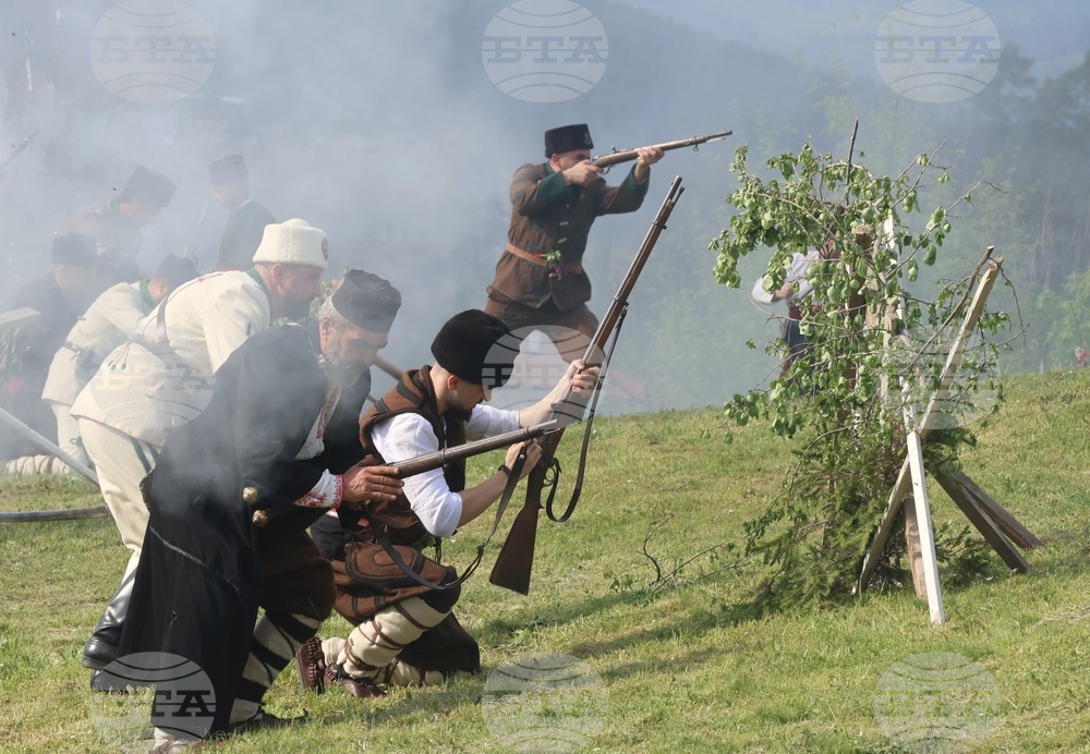 Панагюрище - мемориален комплекс „Априлци“ - историческа възстановка