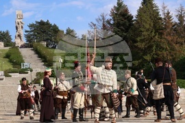 Панагюрище - мемориален комплекс „Априлци“ - историческа възстановка