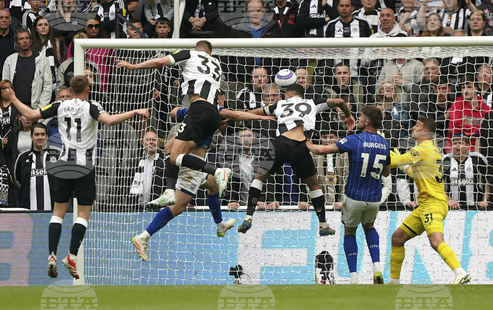 Ипсуич изпадна от Висшата лига след загуба като гост от Нюкасъл