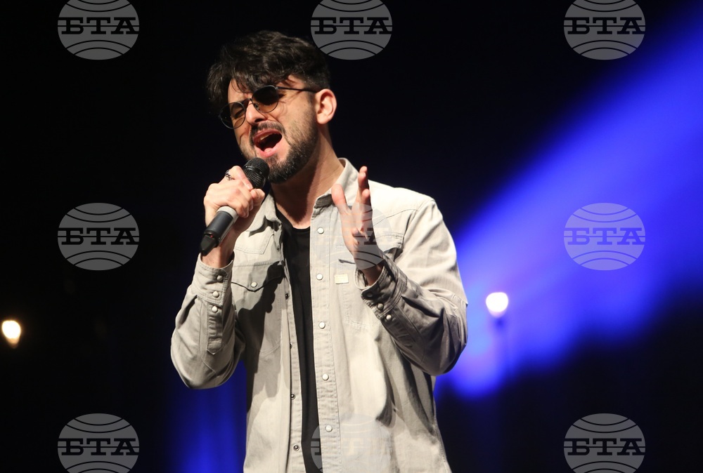 Концерт-спектакъл - „Песен за Коко“